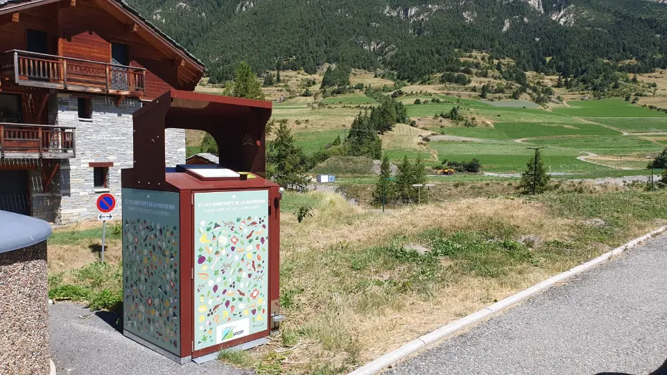 Abri-bac biodéchets Maurienne